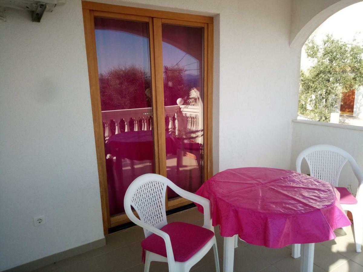 Apartmani Maris Traù Esterno foto