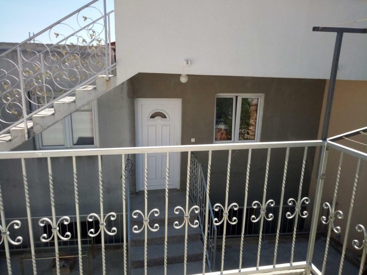 Apartmani Maris Traù Esterno foto