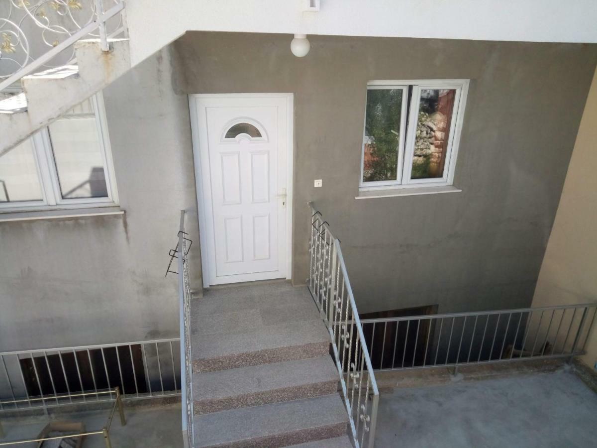 Apartmani Maris Traù Esterno foto